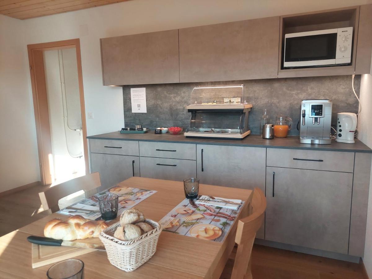 B&B La Ferme De Pouillerel La Chaux De Fonds Екстер'єр фото