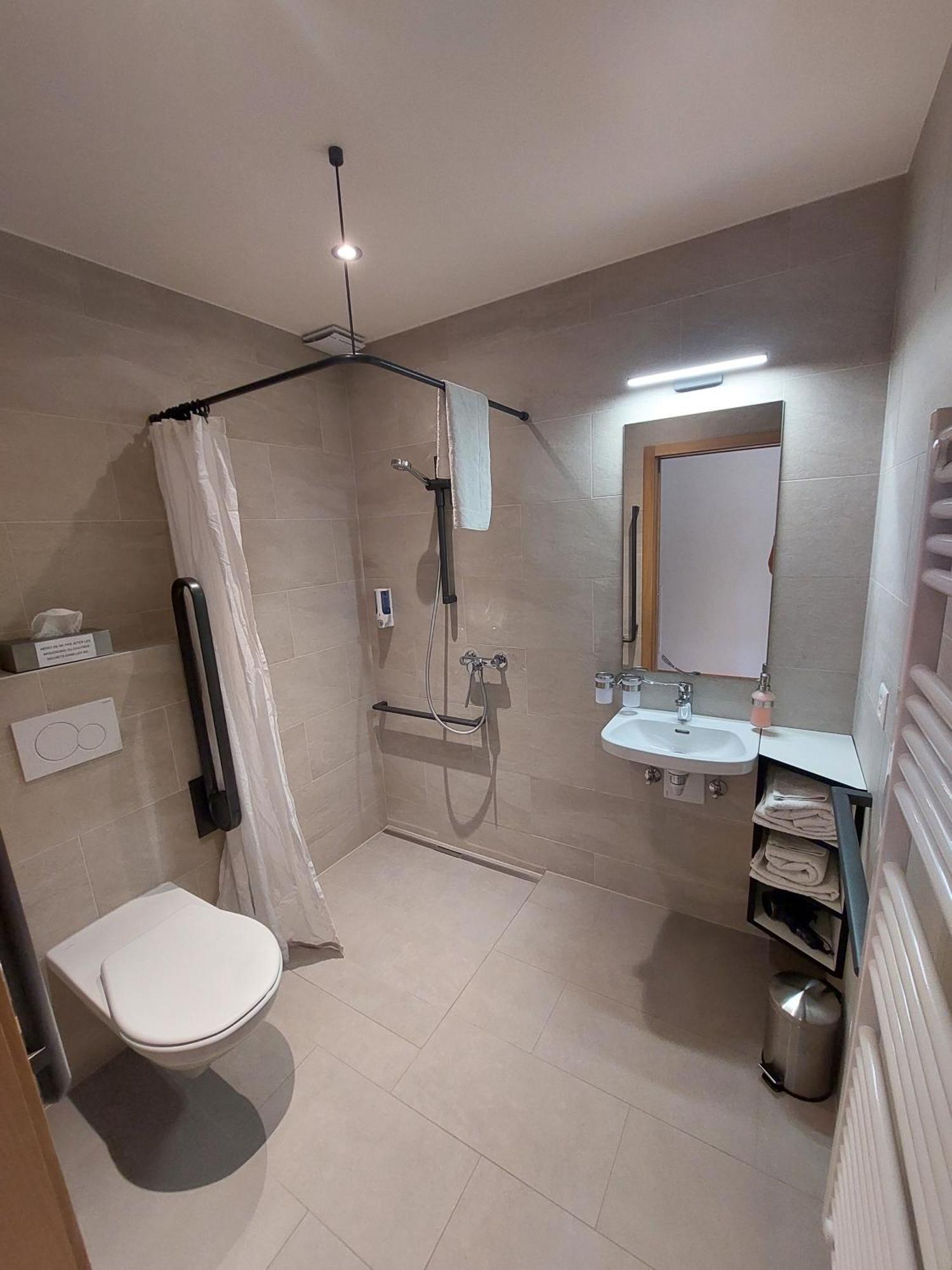 B&B La Ferme De Pouillerel La Chaux De Fonds Екстер'єр фото
